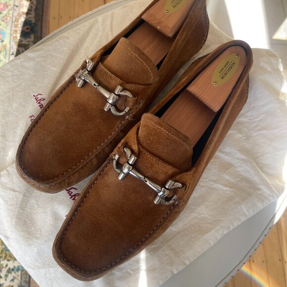 Ferragamo Loafer - Picture 1 of 4